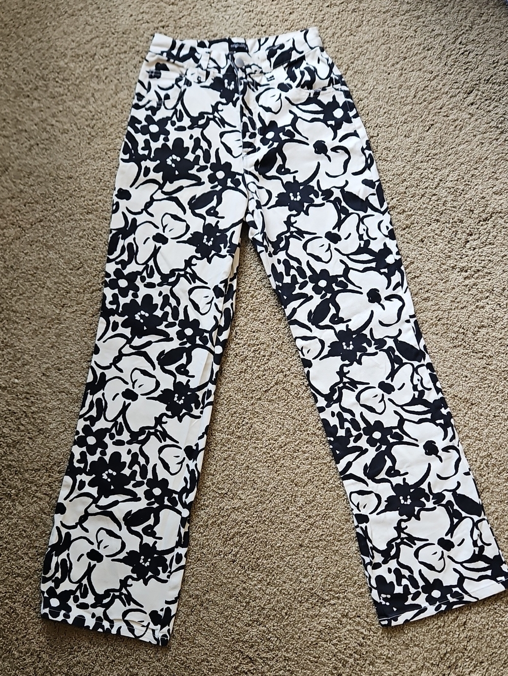 Originality Floral Printed High-Waisted Wide-Leg Jeans